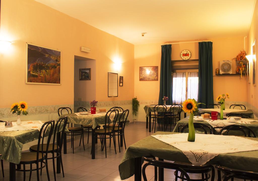 Hotel Falisco Fabrica di Roma ภายนอก รูปภาพ