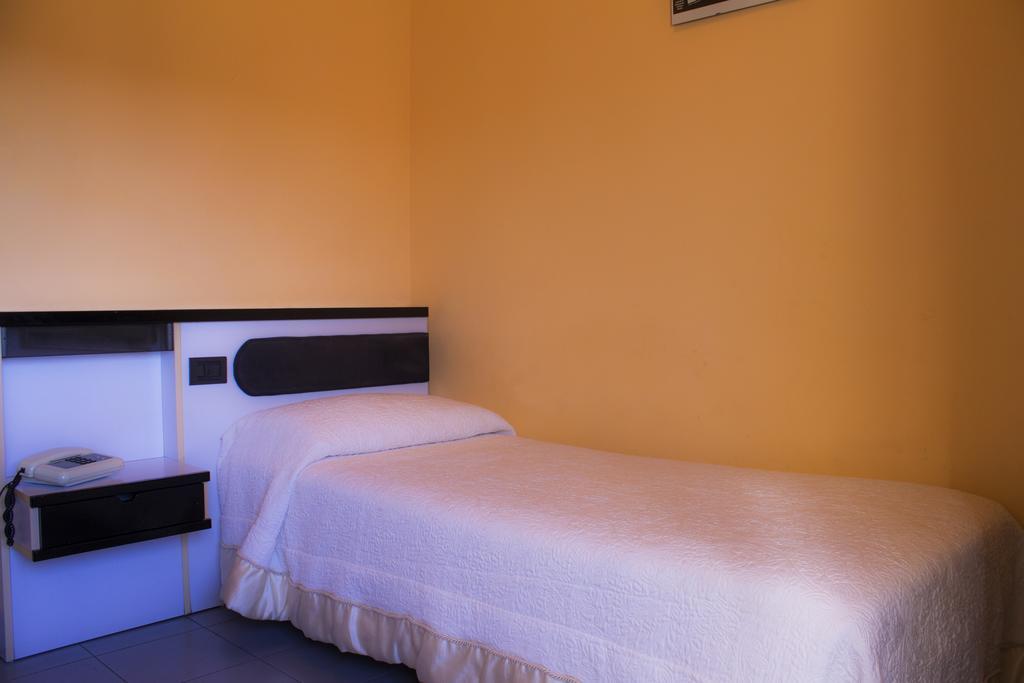 Hotel Falisco Fabrica di Roma ห้อง รูปภาพ