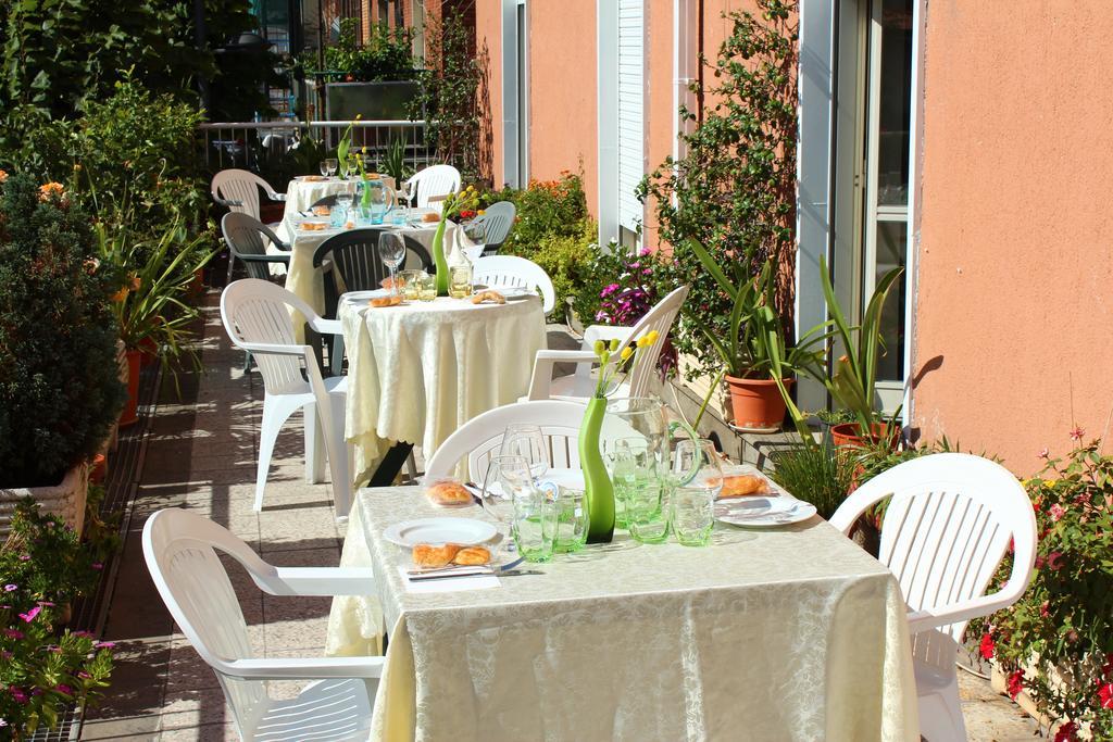 Hotel Falisco Fabrica di Roma ภายนอก รูปภาพ