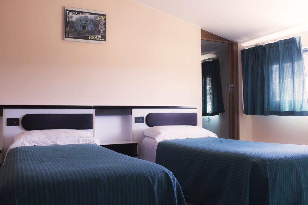 Hotel Falisco Fabrica di Roma ห้อง รูปภาพ