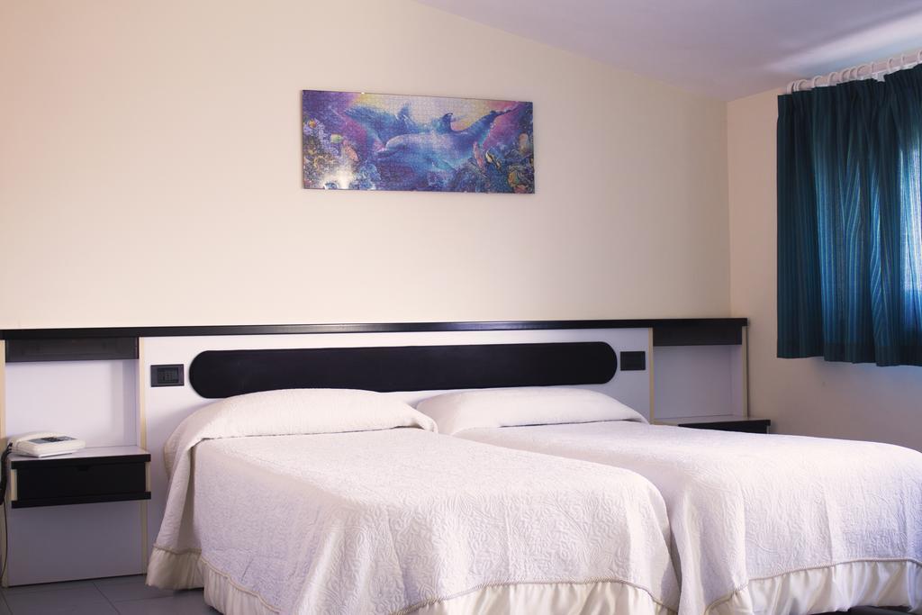 Hotel Falisco Fabrica di Roma ห้อง รูปภาพ