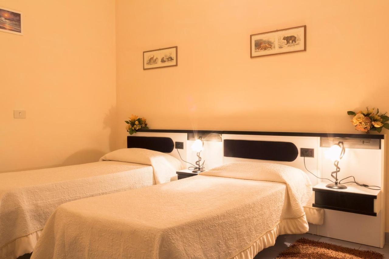 Hotel Falisco Fabrica di Roma ภายนอก รูปภาพ